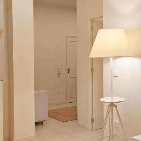 Naty With Terrace Daire