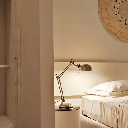 Naty With Terrace Daire